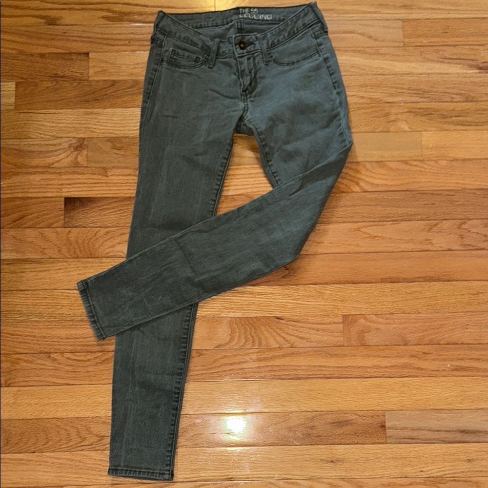 Bullhead size 0 “The 55 Legging” Army  Green Low Rise Skinny Jeans